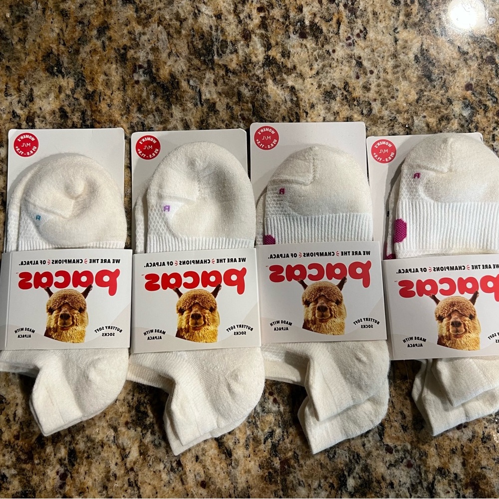 New Pacas socks. Soft and comfortable. Set of four.